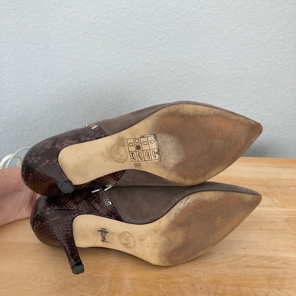 Michael Kors booties size 6.5 - Picture 9 of 11